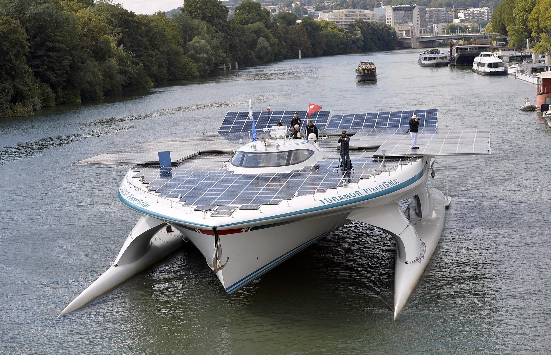 Solar catamaran